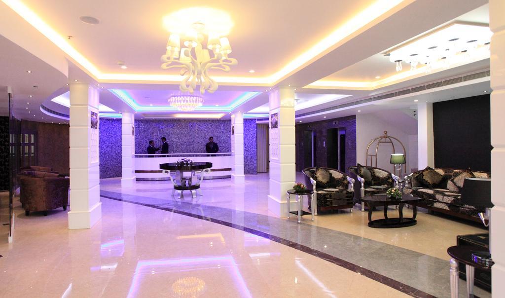 Hotel The Pgs Vedanta Kochi Zewnętrze zdjęcie
