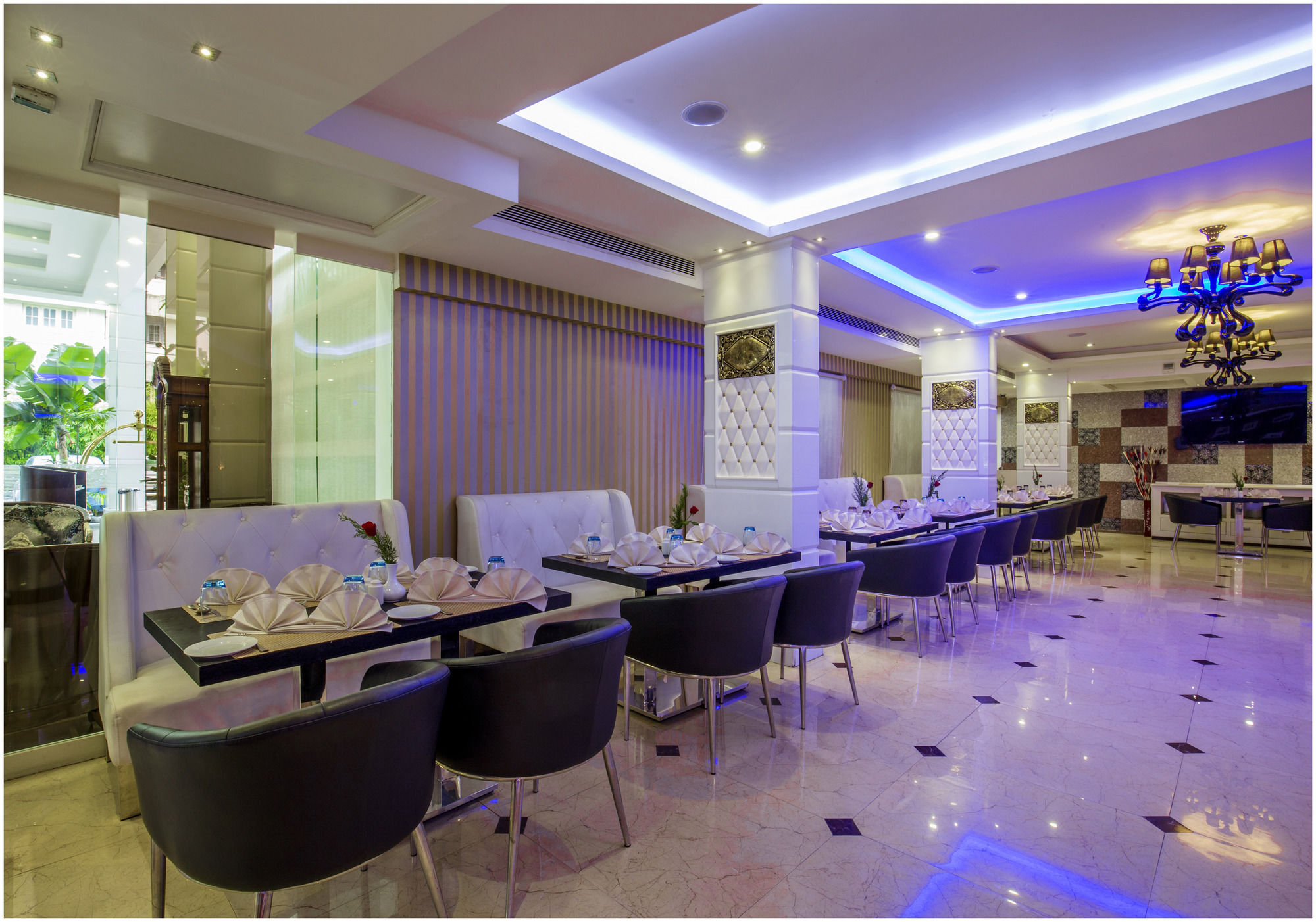 Hotel The Pgs Vedanta Kochi Zewnętrze zdjęcie