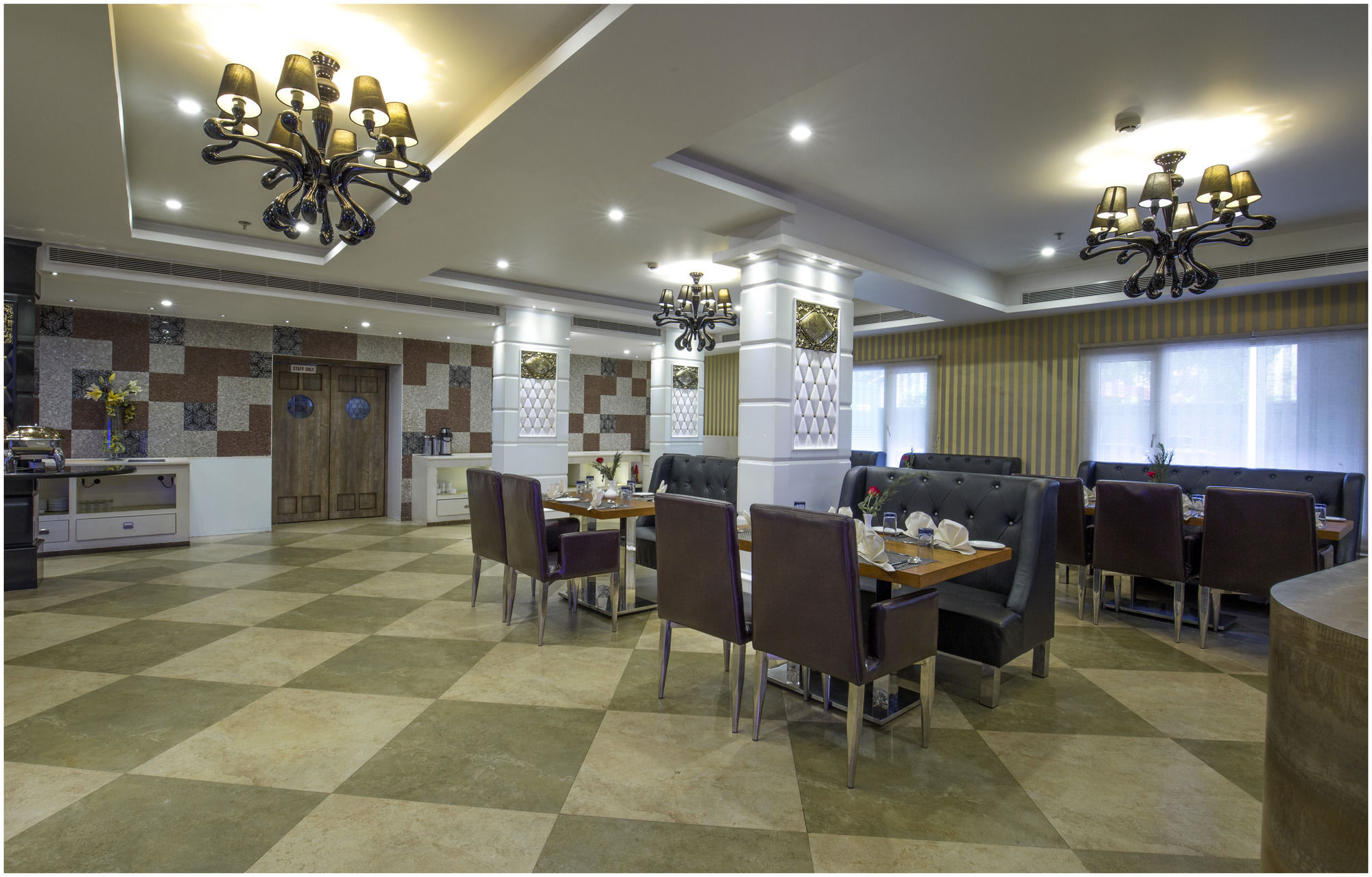 Hotel The Pgs Vedanta Kochi Zewnętrze zdjęcie