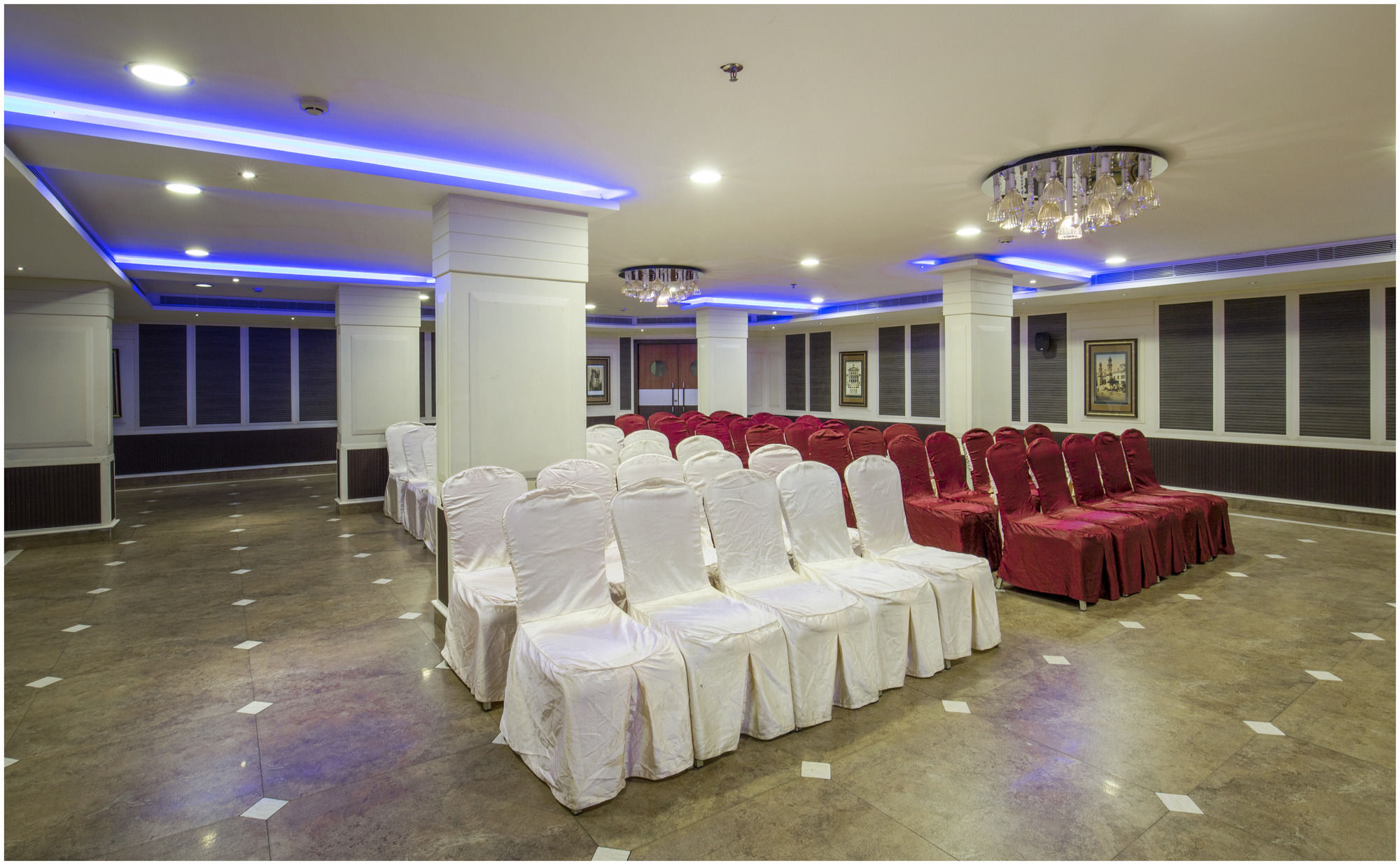 Hotel The Pgs Vedanta Kochi Zewnętrze zdjęcie