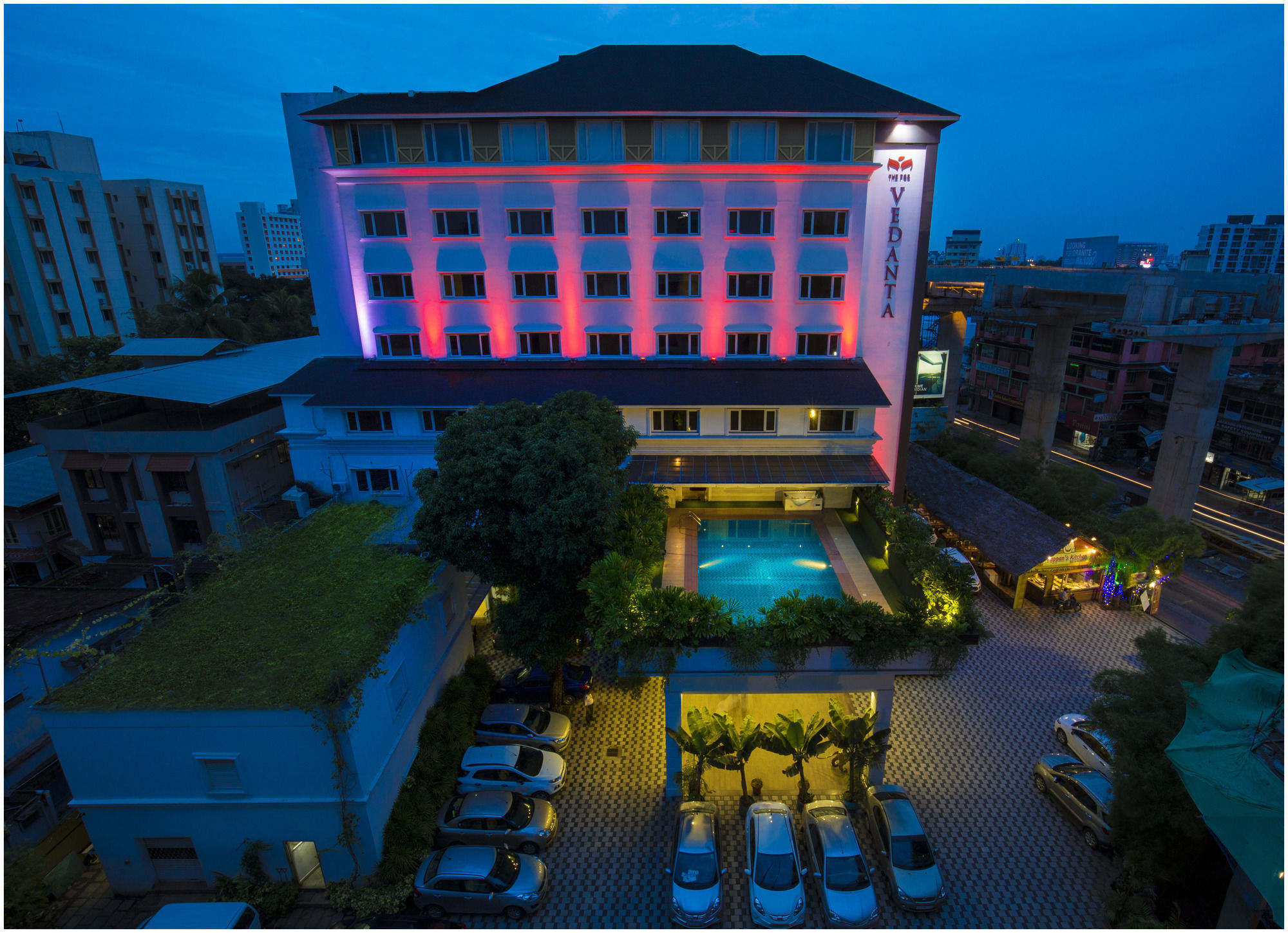 Hotel The Pgs Vedanta Kochi Zewnętrze zdjęcie